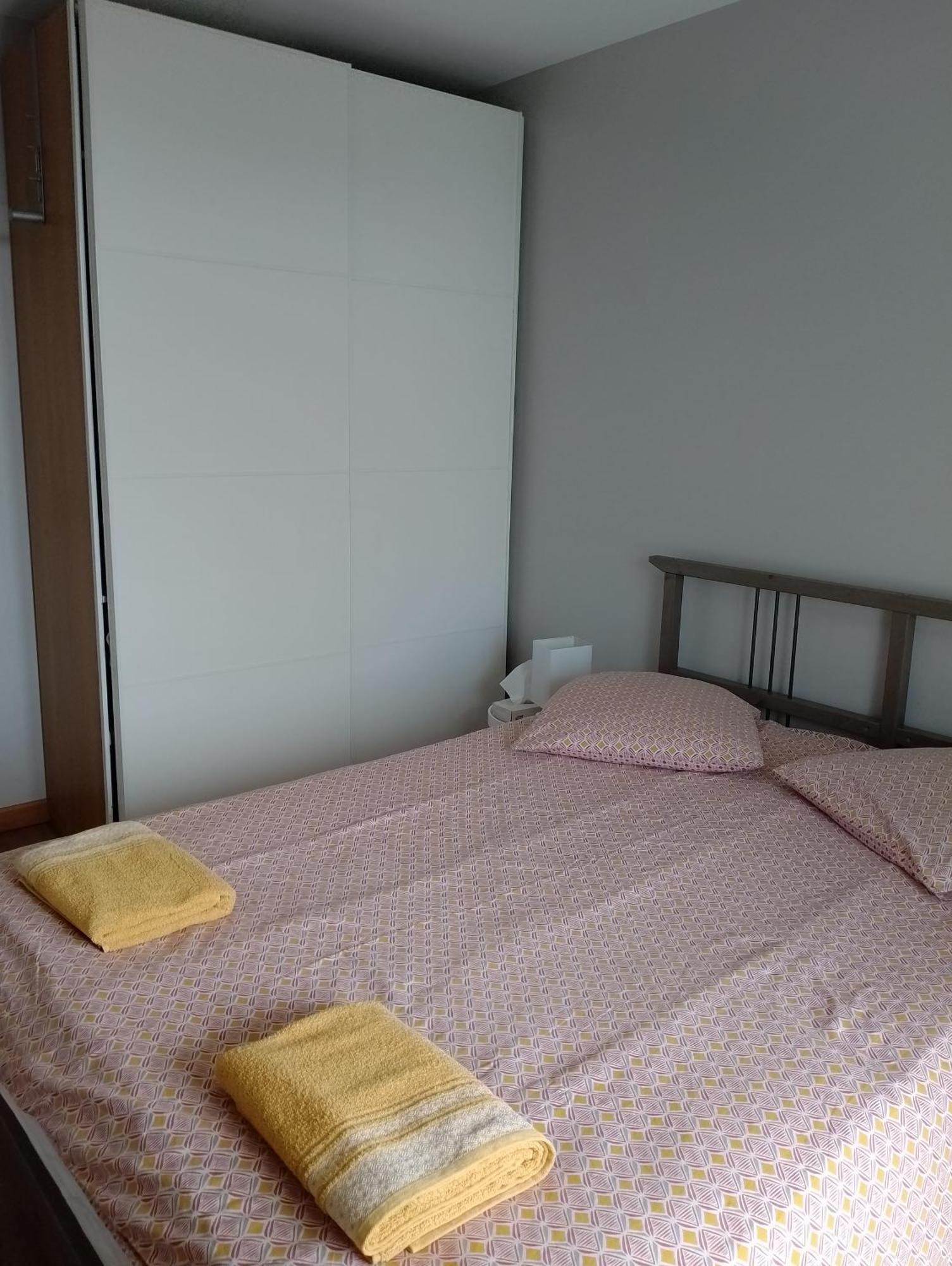 Appartement Residentiel Au Vert Et Au Frais モンティニー・ル・ブルトンヌー エクステリア 写真